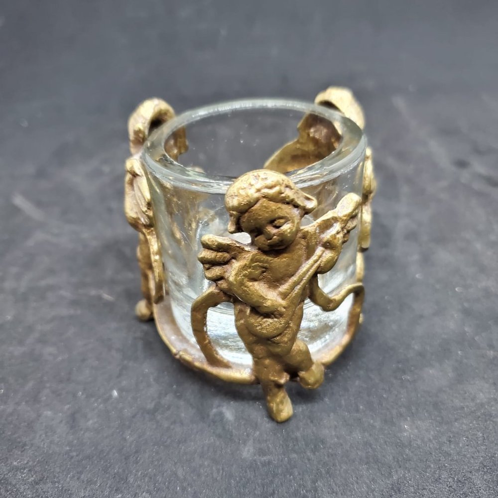 VINTAGE GLASS CANDLE HOLDER WITH BRASS ANGELS TRIPOD HOLDER